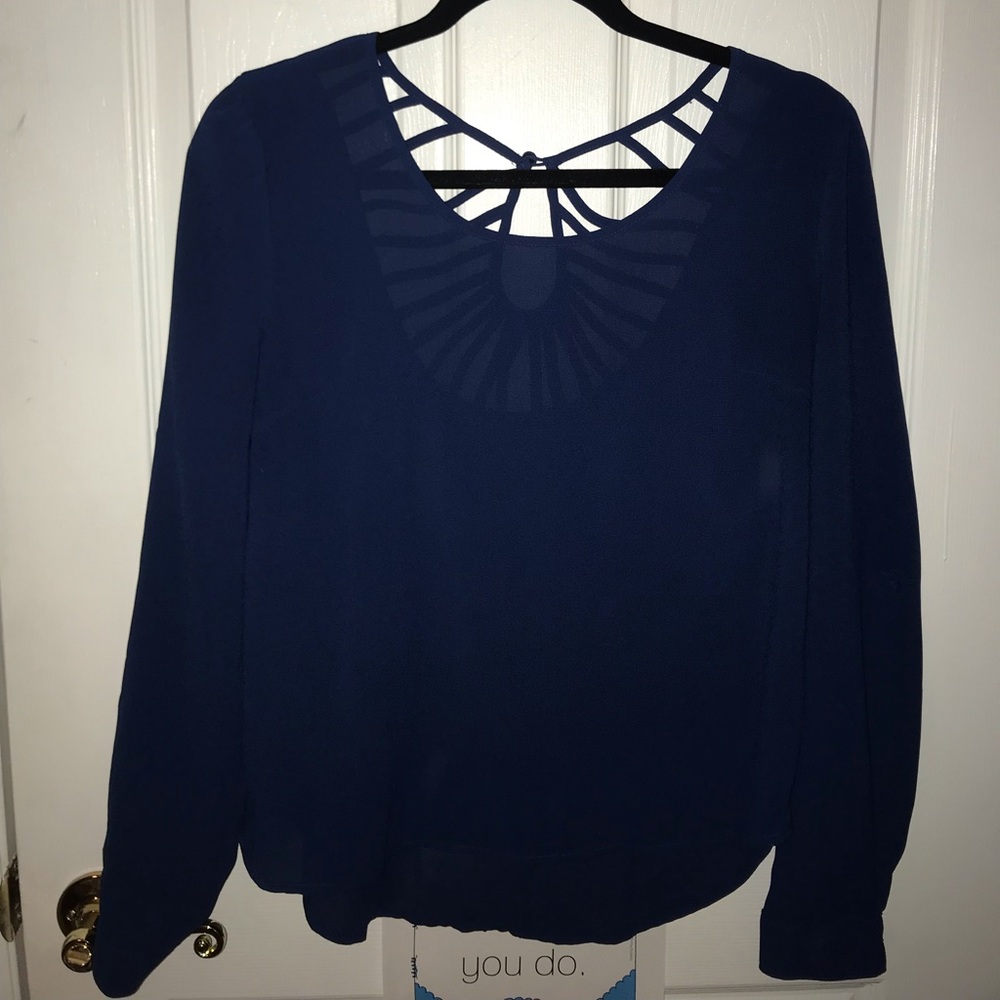 Women’s Blouse w/ Cutout Back